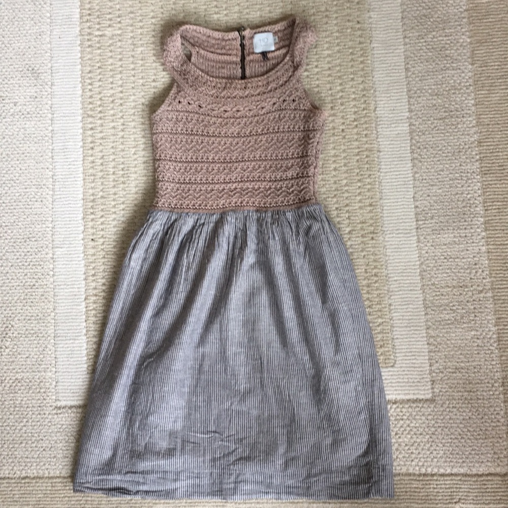 HD in Paris dress size small